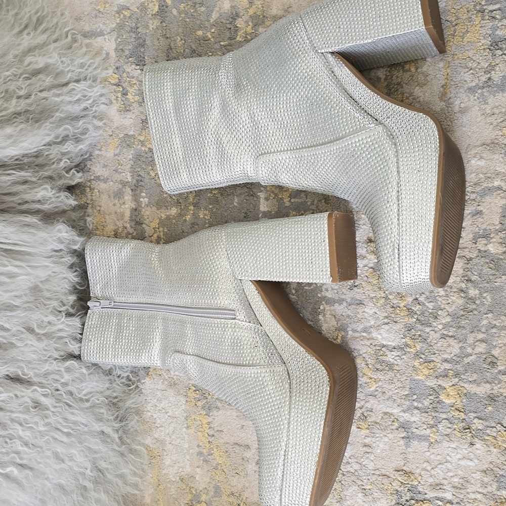 Mia Iva Silver Platform Boots | Sparkly Block Heel Ankle Boot| Size 7.5 - Picture 5 of 17